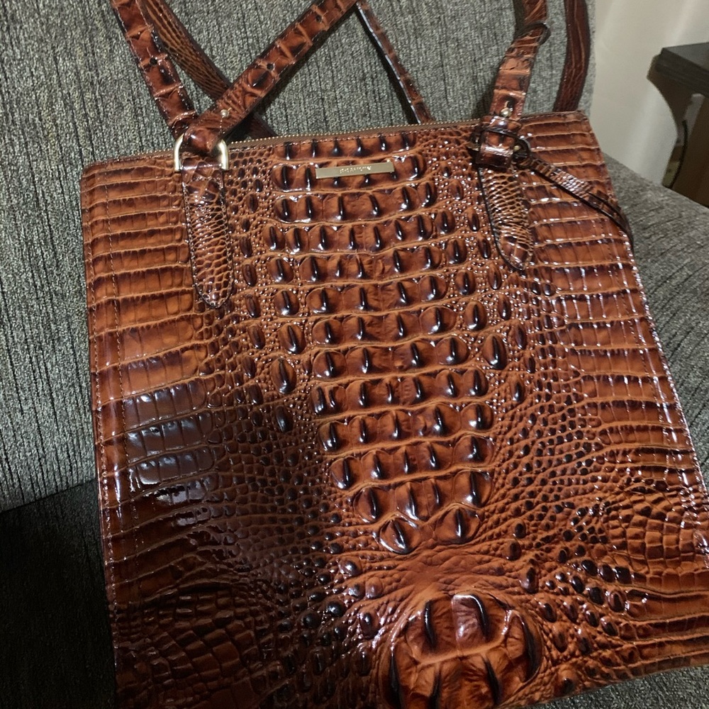 Medium size pecan Melbourne Brahmin style no#M77